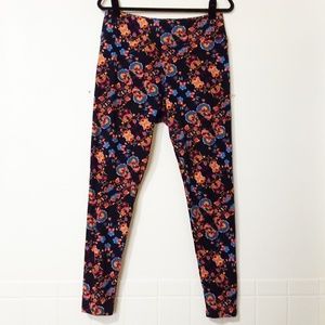 LuLaRoe TC Tall and Curvy Floral Paisley Leggings